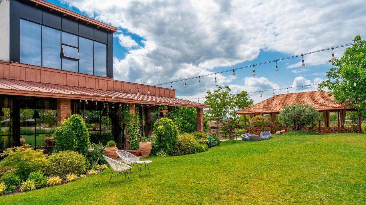 Giuaani Winery Hotel Manavi Exterior foto